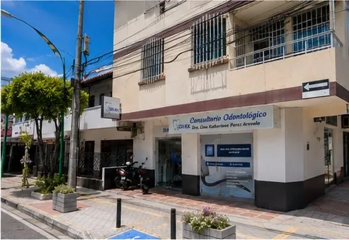 Vista de la esquina del edificio donde está ubicado SOI RX